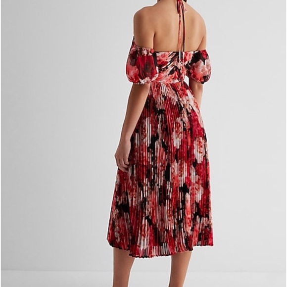 Floral dress - Picture 2 of 5